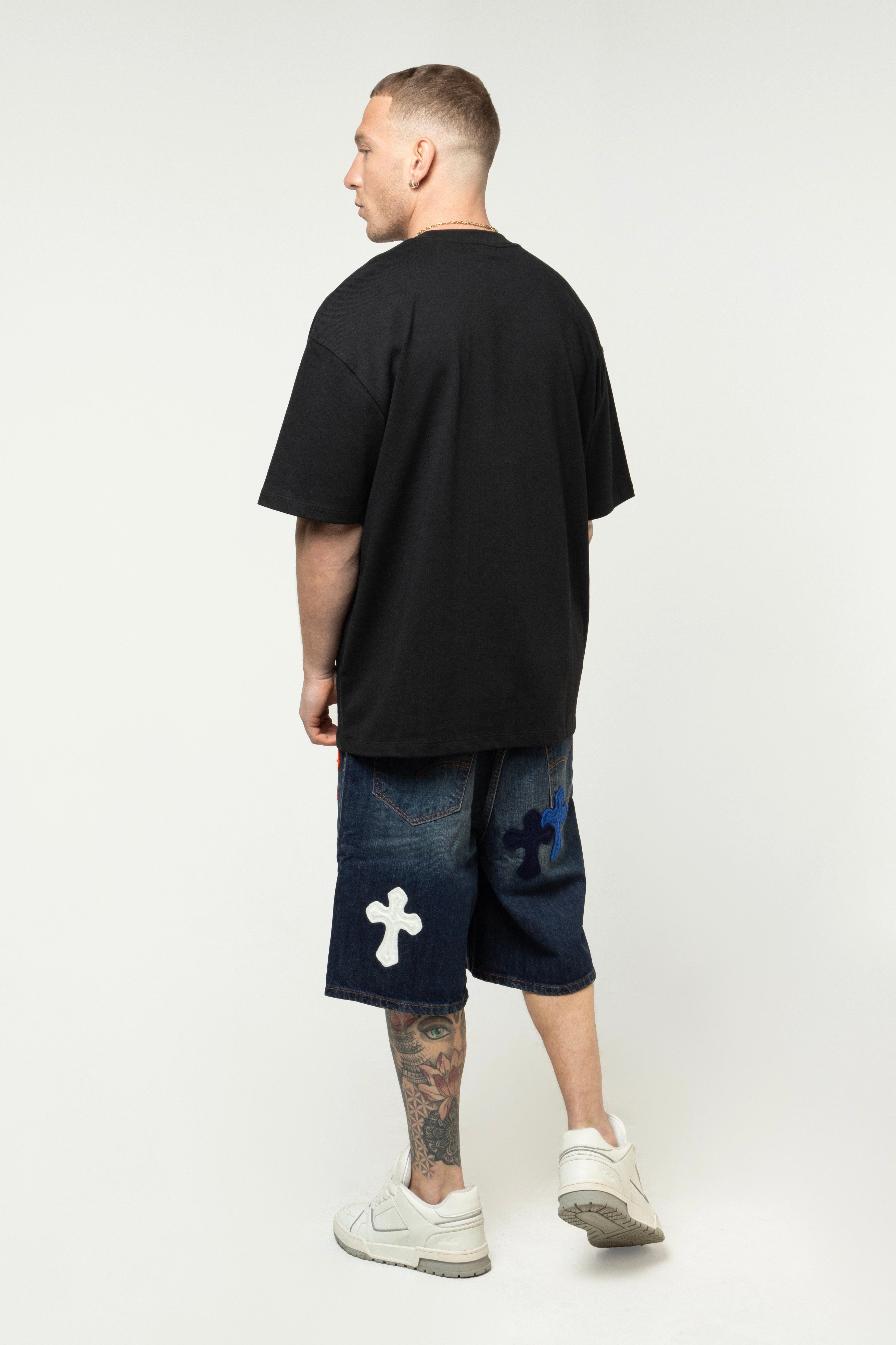 Poppin' Pills Tee - Black